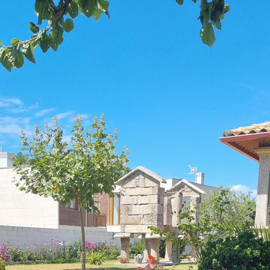 Apartamentos Turisticos Casa Sandra Sanxenxo Exteriör bild