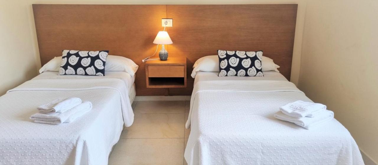 Apartamentos Turisticos Casa Sandra Sanxenxo Exteriör bild